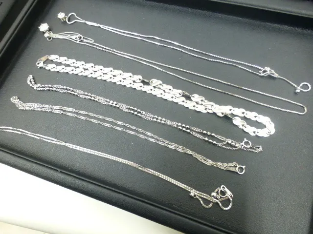 プラチナ　ネックレッス　アクセサリー