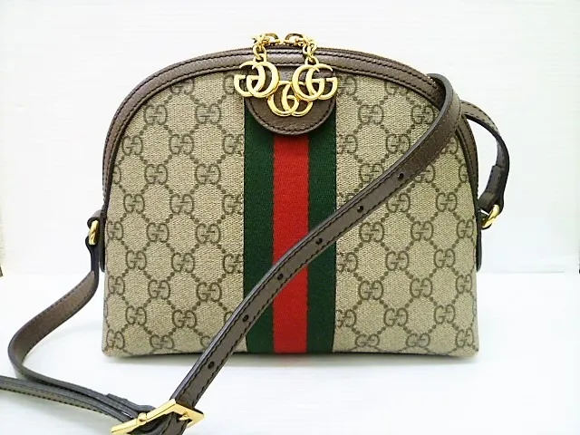 グッチ　ショルダーバック