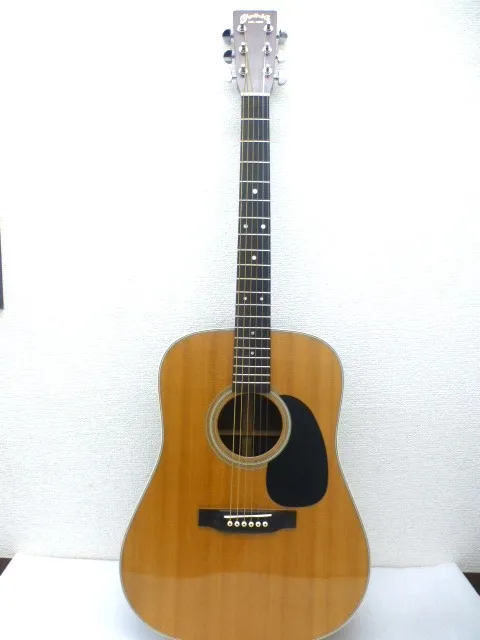 ギター　弦楽器